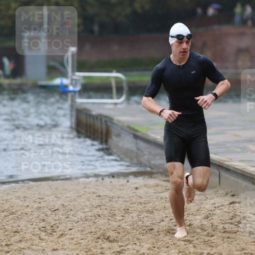 13.09.2026 - Stadtparktriathlon Mo-Foto http://msf.ph/oto/10250952 13.09.2026 12:55:11 Schwimmen 1311, 1382 meine-sportfotos.de