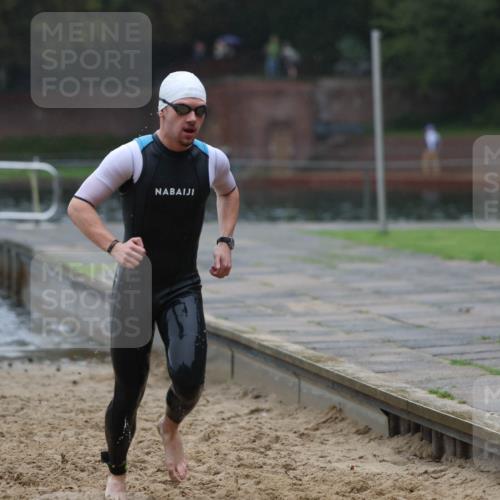 13.09.2026 - Stadtparktriathlon Mo-Foto http://msf.ph/oto/10250960 13.09.2026 12:55:22 Schwimmen 1311 meine-sportfotos.de