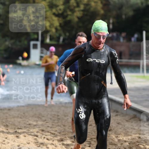 13.09.2026 - Stadtparktriathlon Mo-Foto http://msf.ph/oto/10250965 13.09.2026 11:31:45 Schwimmen 829, 833, 853, 864, 870, 874, 877, 884, 895, 917, 933 meine-sportfotos.de