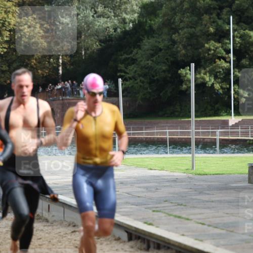 13.09.2026 - Stadtparktriathlon Mo-Foto http://msf.ph/oto/10250982 13.09.2026 11:31:48 Schwimmen 829, 833, 853, 864, 870, 874, 882, 884, 895, 904, 917, 933 meine-sportfotos.de