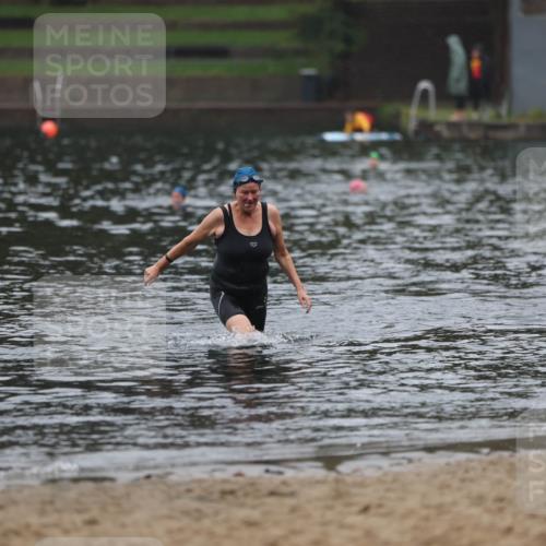 13.09.2026 - Stadtparktriathlon Mo-Foto http://msf.ph/oto/10250990 13.09.2026 12:55:38 Schwimmen 1372 meine-sportfotos.de