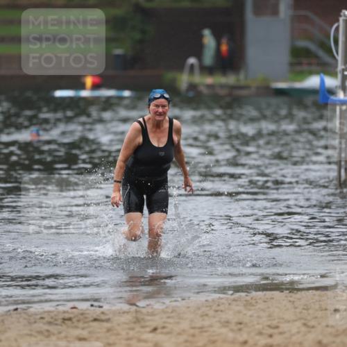 13.09.2026 - Stadtparktriathlon Mo-Foto http://msf.ph/oto/10250992 13.09.2026 12:55:41 Schwimmen 1372 meine-sportfotos.de