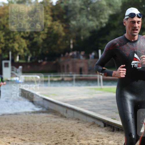 13.09.2026 - Stadtparktriathlon Mo-Foto http://msf.ph/oto/10250994 13.09.2026 11:31:50 Schwimmen 829, 833, 853, 864, 870, 874, 882, 884, 895, 904 meine-sportfotos.de