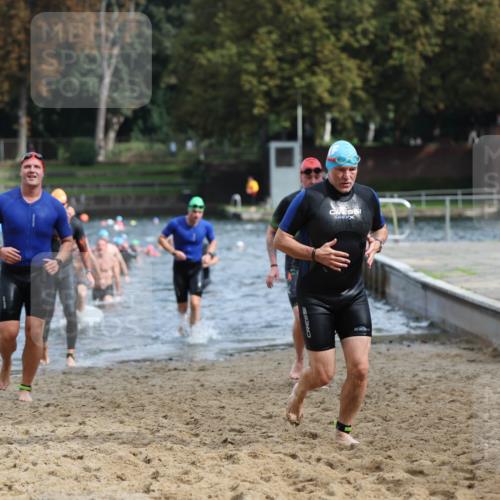 13.09.2026 - Stadtparktriathlon Mo-Foto http://msf.ph/oto/10251003 13.09.2026 11:31:51 Schwimmen 829, 833, 853, 864, 870, 874, 882, 884, 895, 904 meine-sportfotos.de