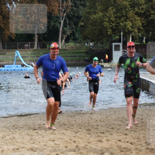 13.09.2026 - Stadtparktriathlon Mo-Foto http://msf.ph/oto/10251007 13.09.2026 11:31:52 Schwimmen 829, 833, 853, 864, 865, 870, 874, 882, 884, 895, 904, 911 meine-sportfotos.de