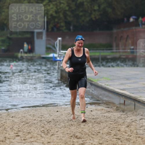 13.09.2026 - Stadtparktriathlon Mo-Foto http://msf.ph/oto/10251009 13.09.2026 12:55:46 Schwimmen 1372 meine-sportfotos.de