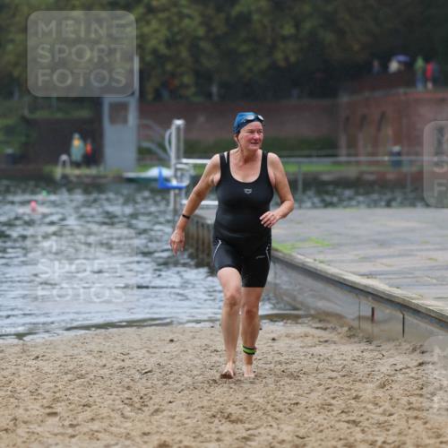 13.09.2026 - Stadtparktriathlon Mo-Foto http://msf.ph/oto/10251011 13.09.2026 12:55:47 Schwimmen 1372 meine-sportfotos.de