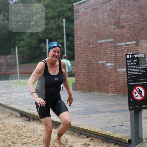 13.09.2026 - Stadtparktriathlon Mo-Foto http://msf.ph/oto/10251028 13.09.2026 12:55:50 Schwimmen 1372 meine-sportfotos.de