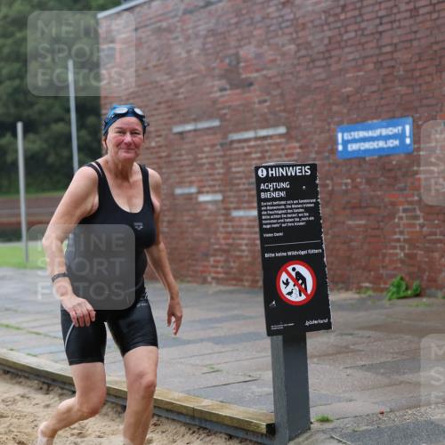 13.09.2026 - Stadtparktriathlon Mo-Foto http://msf.ph/oto/10251030 13.09.2026 12:55:50 Schwimmen 1372 meine-sportfotos.de