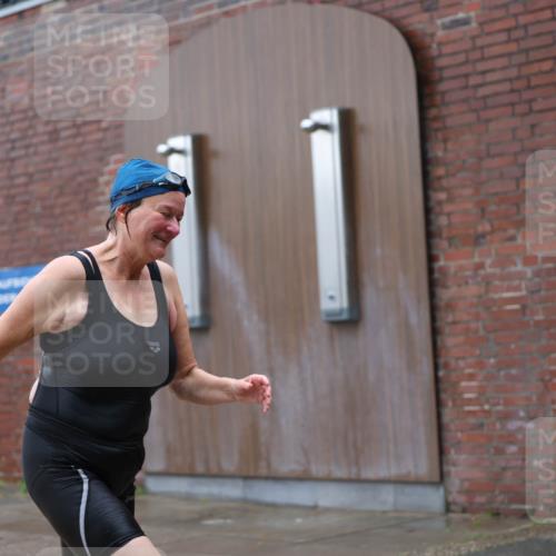 13.09.2026 - Stadtparktriathlon Mo-Foto http://msf.ph/oto/10251033 13.09.2026 12:55:51 Schwimmen 1372 meine-sportfotos.de