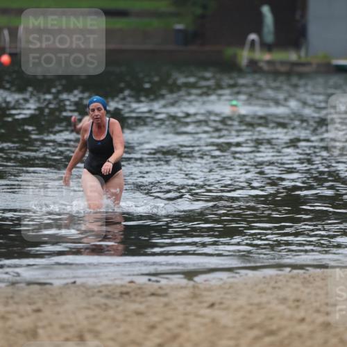 13.09.2026 - Stadtparktriathlon Mo-Foto http://msf.ph/oto/10251042 13.09.2026 12:56:17 Schwimmen 1424 meine-sportfotos.de
