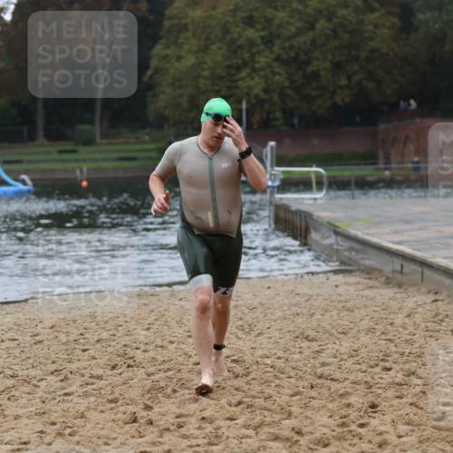 13.09.2026 - Stadtparktriathlon Mo-Foto http://msf.ph/oto/10251080 13.09.2026 12:56:56 Schwimmen 1375 meine-sportfotos.de