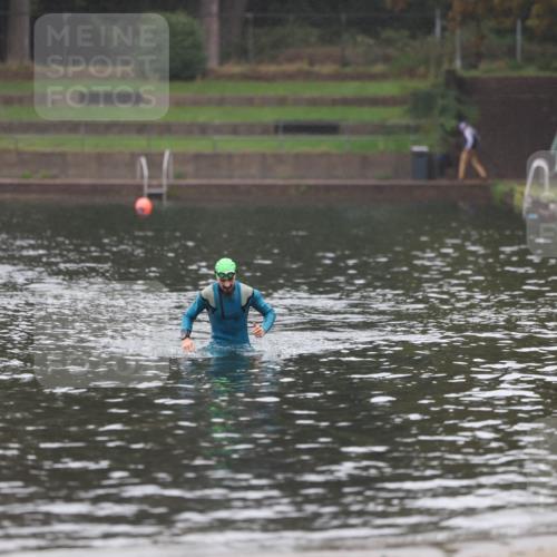 13.09.2026 - Stadtparktriathlon Mo-Foto http://msf.ph/oto/10251085 13.09.2026 12:59:45 Schwimmen  meine-sportfotos.de