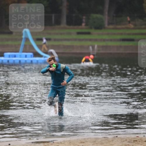 13.09.2026 - Stadtparktriathlon Mo-Foto http://msf.ph/oto/10251093 13.09.2026 12:59:56 Schwimmen 1423 meine-sportfotos.de