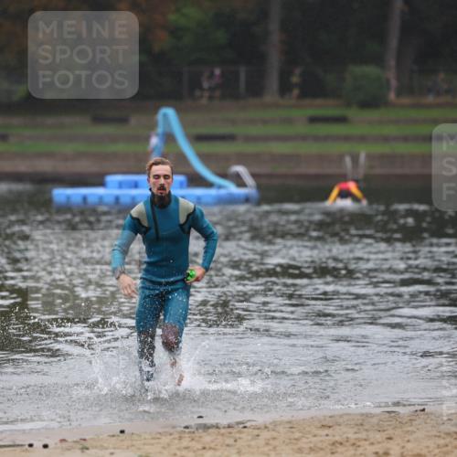 13.09.2026 - Stadtparktriathlon Mo-Foto http://msf.ph/oto/10251098 13.09.2026 12:59:58 Schwimmen 1423 meine-sportfotos.de