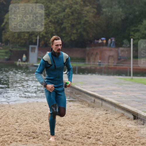 13.09.2026 - Stadtparktriathlon Mo-Foto http://msf.ph/oto/10251111 13.09.2026 13:00:02 Schwimmen 1423 meine-sportfotos.de