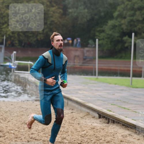 13.09.2026 - Stadtparktriathlon Mo-Foto http://msf.ph/oto/10251112 13.09.2026 13:00:02 Schwimmen 1423 meine-sportfotos.de
