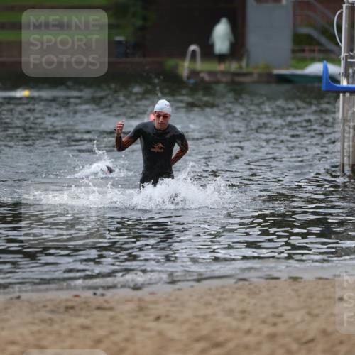 13.09.2026 - Stadtparktriathlon Mo-Foto http://msf.ph/oto/10251128 13.09.2026 13:07:30 Schwimmen 1443, 1445 meine-sportfotos.de