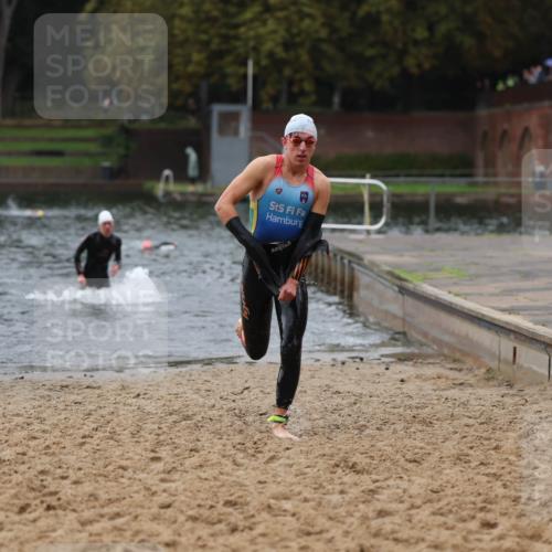 13.09.2026 - Stadtparktriathlon Mo-Foto http://msf.ph/oto/10251148 13.09.2026 13:07:35 Schwimmen 1443, 1445 meine-sportfotos.de
