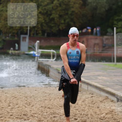13.09.2026 - Stadtparktriathlon Mo-Foto http://msf.ph/oto/10251152 13.09.2026 13:07:36 Schwimmen 1443, 1445 meine-sportfotos.de