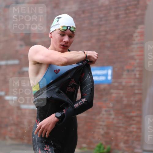 13.09.2026 - Stadtparktriathlon Mo-Foto http://msf.ph/oto/10251177 13.09.2026 13:07:43 Schwimmen 1443, 1465 meine-sportfotos.de