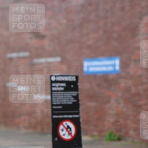 13.09.2026 - Stadtparktriathlon Mo-Foto http://msf.ph/oto/10251178 13.09.2026 13:07:44 Schwimmen 1443, 1465 meine-sportfotos.de