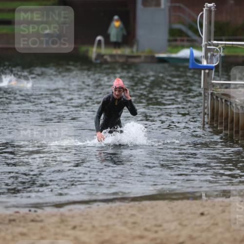 13.09.2026 - Stadtparktriathlon Mo-Foto http://msf.ph/oto/10251186 13.09.2026 13:07:50 Schwimmen 1465 meine-sportfotos.de