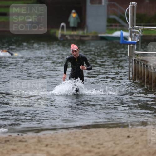 13.09.2026 - Stadtparktriathlon Mo-Foto http://msf.ph/oto/10251187 13.09.2026 13:07:50 Schwimmen 1465 meine-sportfotos.de