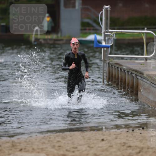 13.09.2026 - Stadtparktriathlon Mo-Foto http://msf.ph/oto/10251192 13.09.2026 13:07:51 Schwimmen 1465 meine-sportfotos.de