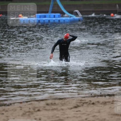 13.09.2026 - Stadtparktriathlon Mo-Foto http://msf.ph/oto/10251205 13.09.2026 08:41:20 Schwimmen 3 meine-sportfotos.de