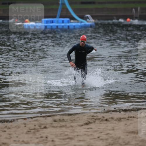13.09.2026 - Stadtparktriathlon Mo-Foto http://msf.ph/oto/10251209 13.09.2026 08:41:21 Schwimmen 3 meine-sportfotos.de