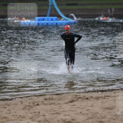 13.09.2026 - Stadtparktriathlon Mo-Foto http://msf.ph/oto/10251210 13.09.2026 08:41:22 Schwimmen 3 meine-sportfotos.de