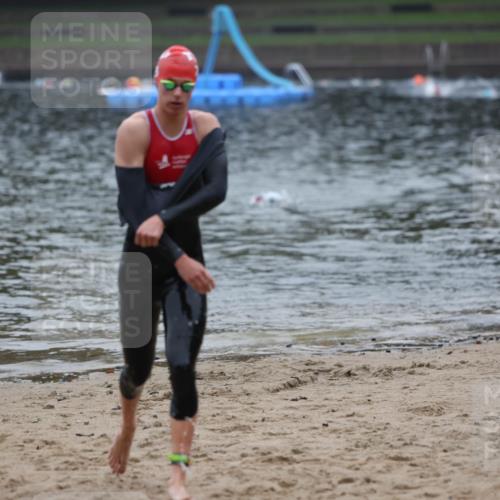 13.09.2026 - Stadtparktriathlon Mo-Foto http://msf.ph/oto/10251221 13.09.2026 08:41:26 Schwimmen 3, 15 meine-sportfotos.de