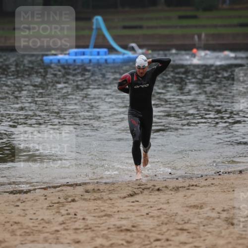 13.09.2026 - Stadtparktriathlon Mo-Foto http://msf.ph/oto/10251234 13.09.2026 08:41:37 Schwimmen 15 meine-sportfotos.de