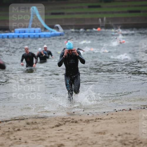 13.09.2026 - Stadtparktriathlon Mo-Foto http://msf.ph/oto/10251248 13.09.2026 08:42:25 Schwimmen 2, 7, 58 meine-sportfotos.de