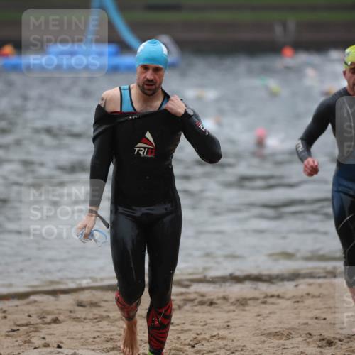 13.09.2026 - Stadtparktriathlon Mo-Foto http://msf.ph/oto/10251326 13.09.2026 08:43:14 Schwimmen 17, 18, 41 meine-sportfotos.de