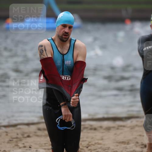 13.09.2026 - Stadtparktriathlon Mo-Foto http://msf.ph/oto/10251328 13.09.2026 08:43:15 Schwimmen 17, 18, 41 meine-sportfotos.de