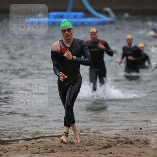 13.09.2026 - Stadtparktriathlon Mo-Foto http://msf.ph/oto/10251355 13.09.2026 08:43:40 Schwimmen 8, 10, 25, 50, 52, 65 meine-sportfotos.de