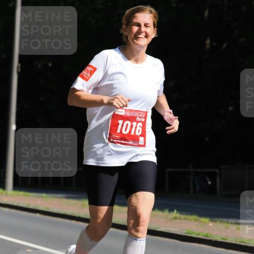 13.09.2026 - 21. swb-Marathon Bremen TobiasT http://msf.ph/oto/10251361 13.09.2026 12:41:16 Laufen 1016, 21, 2026, 26 meine-sportfotos.de