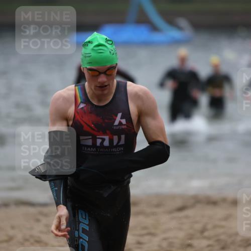 13.09.2026 - Stadtparktriathlon Mo-Foto http://msf.ph/oto/10251362 13.09.2026 08:43:43 Schwimmen 8, 10, 25, 32, 50, 52 meine-sportfotos.de