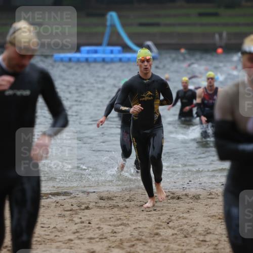 13.09.2026 - Stadtparktriathlon Mo-Foto http://msf.ph/oto/10251374 13.09.2026 08:43:51 Schwimmen 10, 14, 24, 25, 32, 52, 74 meine-sportfotos.de