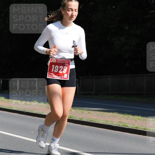 13.09.2026 - 21. swb-Marathon Bremen TobiasT http://msf.ph/oto/10251388 13.09.2026 12:41:47 Laufen 1929, 21, 26 meine-sportfotos.de
