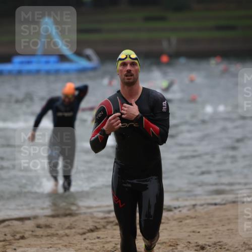 13.09.2026 - Stadtparktriathlon Mo-Foto http://msf.ph/oto/10251406 13.09.2026 08:44:07 Schwimmen 19, 20, 21, 23, 64, 74 meine-sportfotos.de