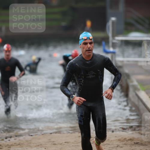 13.09.2026 - Stadtparktriathlon Mo-Foto http://msf.ph/oto/10251504 13.09.2026 08:45:05 Schwimmen 42, 44, 59 meine-sportfotos.de