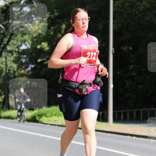 13.09.2026 - 21. swb-Marathon Bremen TobiasT http://msf.ph/oto/10251522 13.09.2026 12:44:12 Laufen 212, 24 meine-sportfotos.de