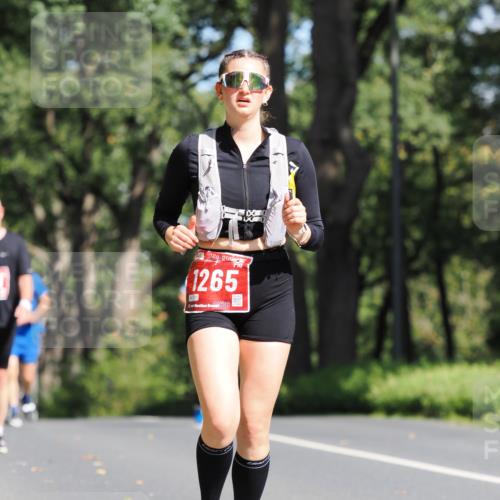 13.09.2026 - 21. swb-Marathon Bremen TobiasT http://msf.ph/oto/10251550 13.09.2026 12:44:33 Laufen 1265, 1272, 2, 2026 meine-sportfotos.de