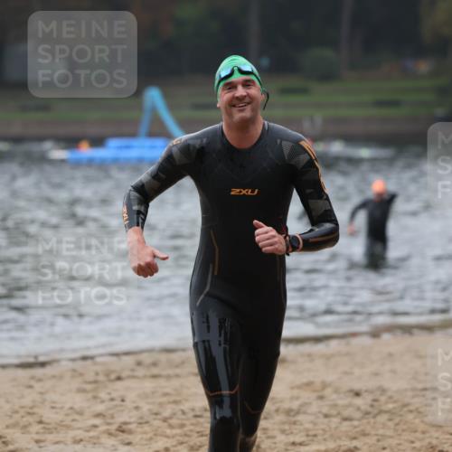 13.09.2026 - Stadtparktriathlon Mo-Foto http://msf.ph/oto/10251557 13.09.2026 08:45:43 Schwimmen 9, 26 meine-sportfotos.de
