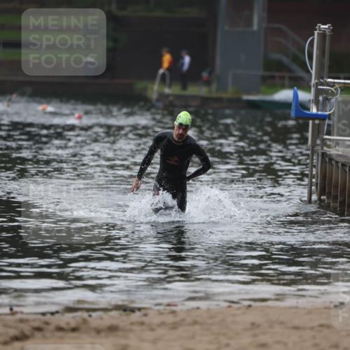 13.09.2026 - Stadtparktriathlon Mo-Foto http://msf.ph/oto/10251582 13.09.2026 08:51:31 Schwimmen 93 meine-sportfotos.de