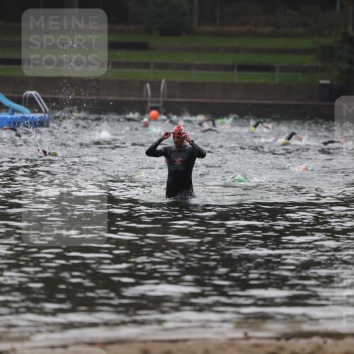 13.09.2026 - Stadtparktriathlon Mo-Foto http://msf.ph/oto/10251596 13.09.2026 08:52:05 Schwimmen 145 meine-sportfotos.de