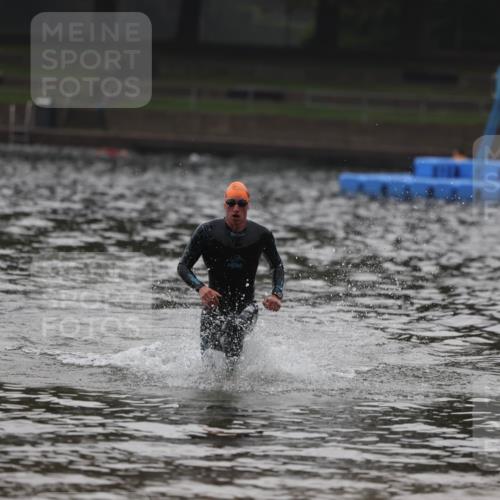 13.09.2026 - Stadtparktriathlon Mo-Foto http://msf.ph/oto/10251599 13.09.2026 08:52:11 Schwimmen 98, 145 meine-sportfotos.de